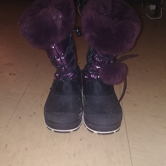 Super cute winter boots - Picture 1 of 2